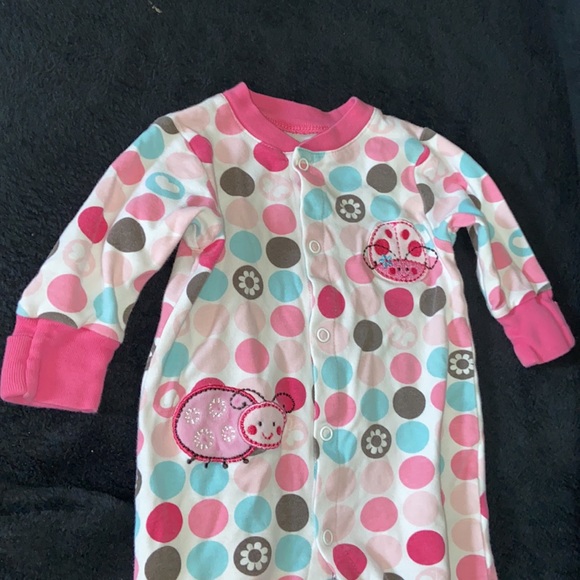 Love’n cuddles baby footies - Picture 2 of 5